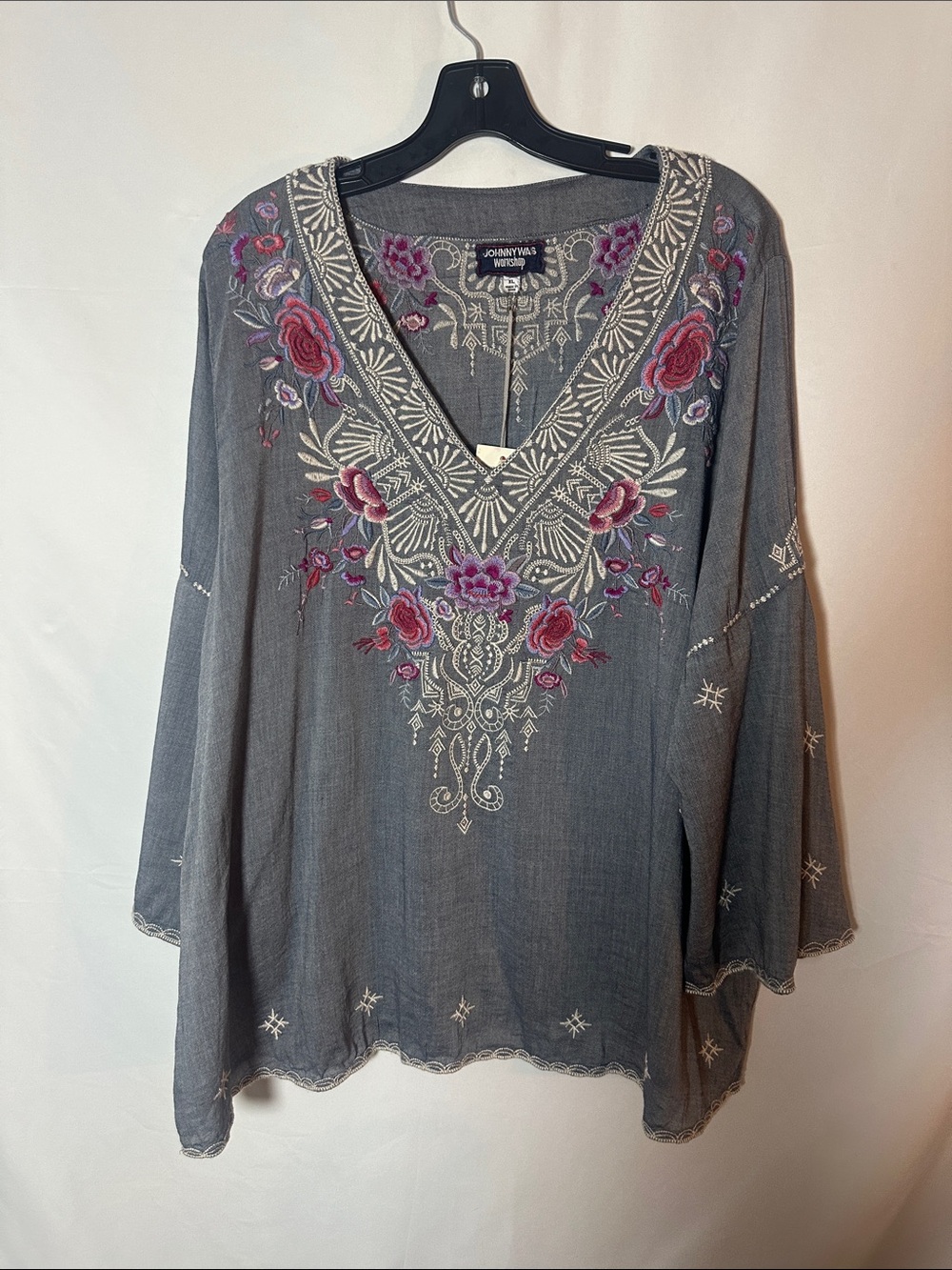 Johnny Was Gray Embroidered V-Neck Tunic with Pink and Purple Floral Detail